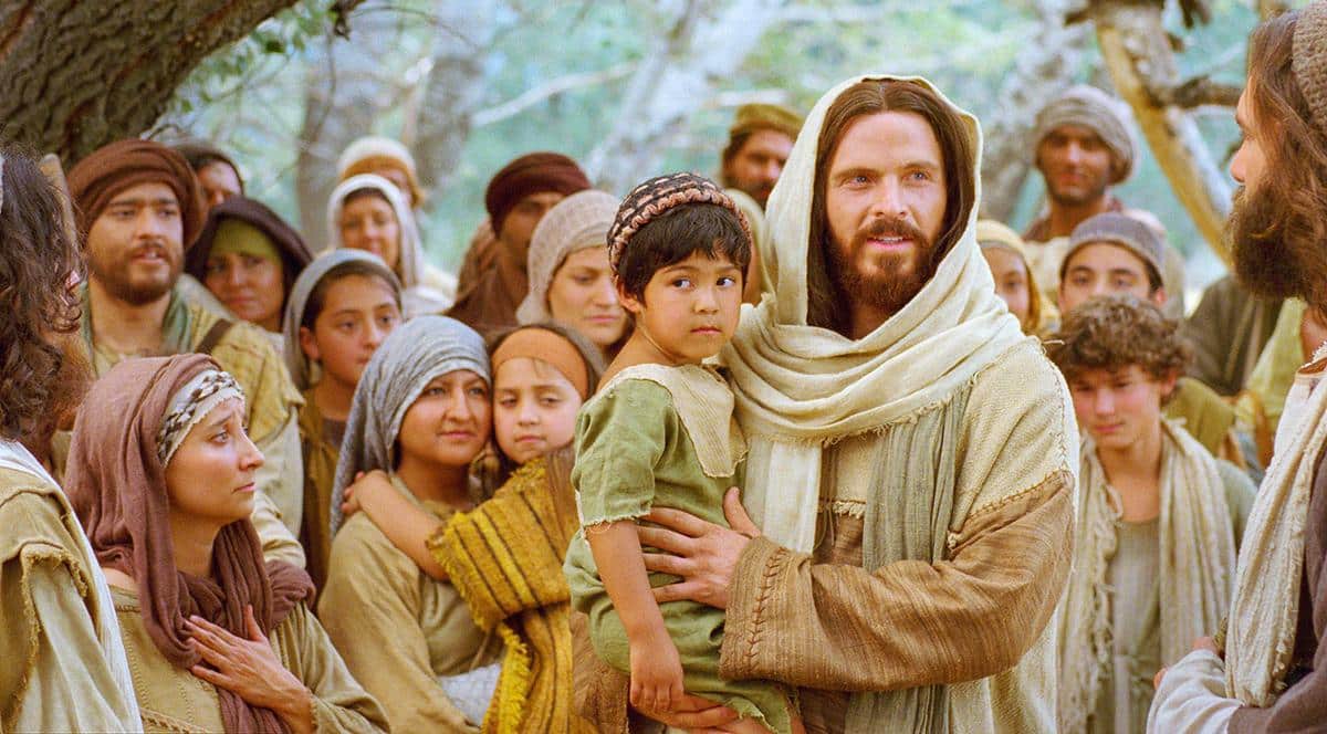 Hình ảnh chúa Giêsu cùng với trẻ em
