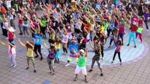 Nhảy Flashmob là gì? Ý nghĩa của việc nhảy Flashmob - Unica